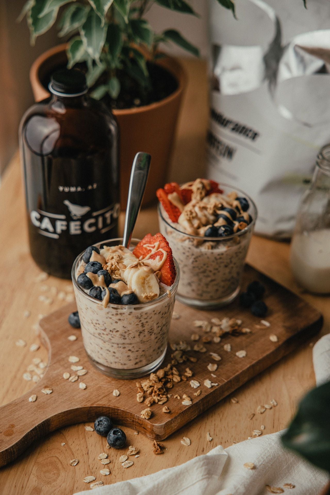 Make breakfast easy & healthy with Protein Overnight Oats!